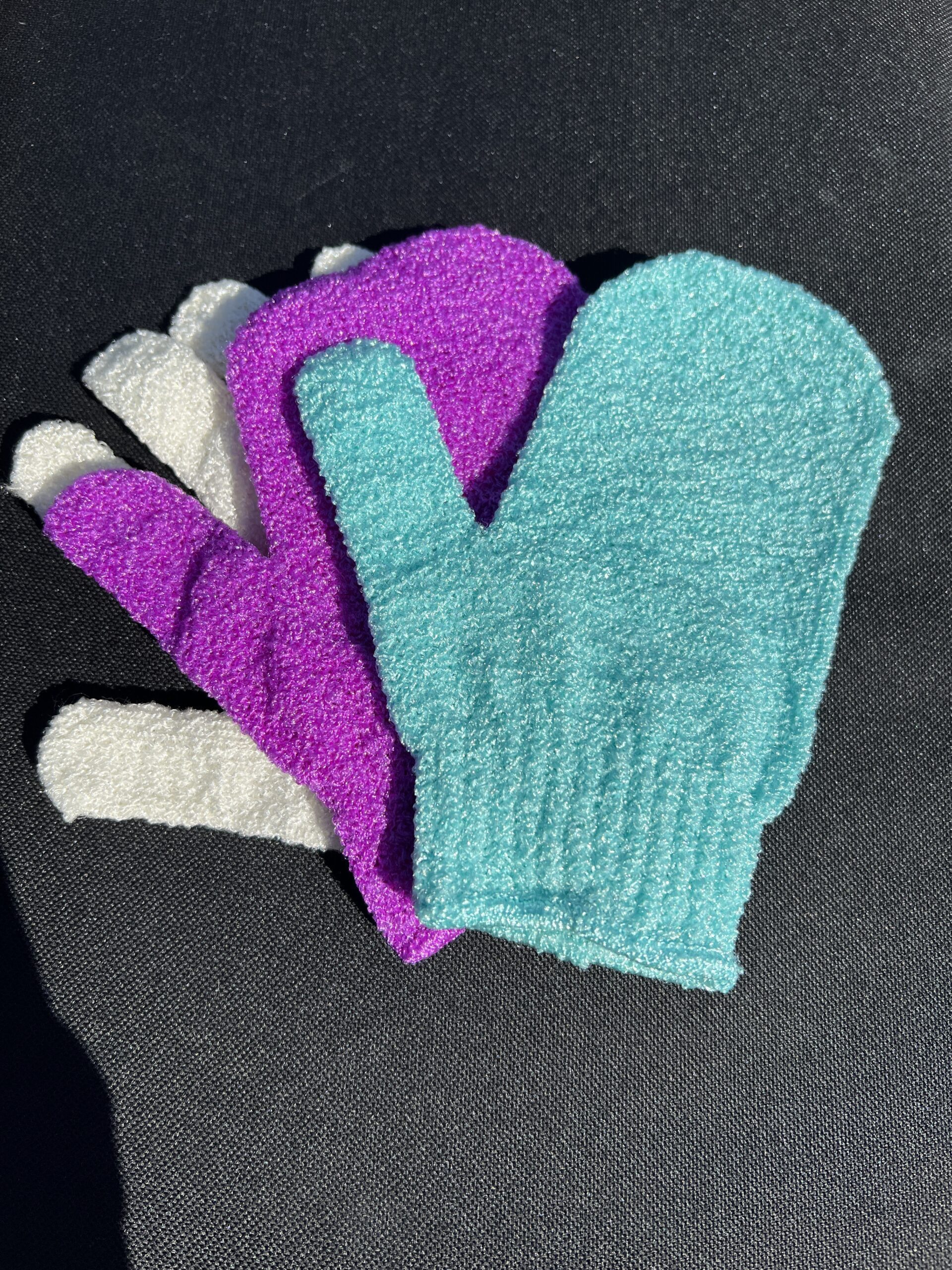 Exfoliating Glove • Vitiligo Cover